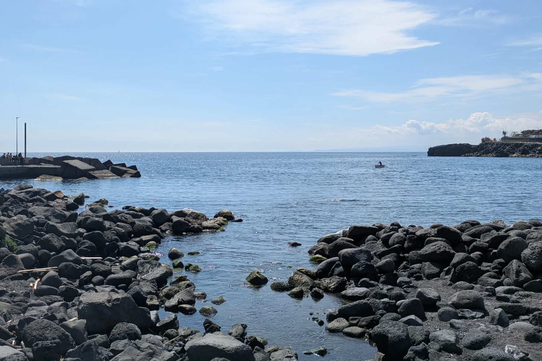 Spiagge di Catania: La Playa, Li Cuti e la costa di scogli
